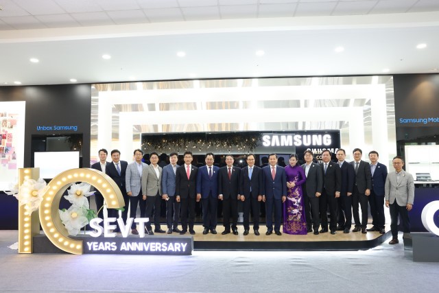 PHÓ CHỦ TỊCH QUỐC HỘI NGUYỄN ĐỨC HẢI DỰ LỄ KỶ NIỆM 10 NĂM THÀNH LẬP SAMSUNG ELECTRONICS VIỆT NAM THÁI NGUYÊN